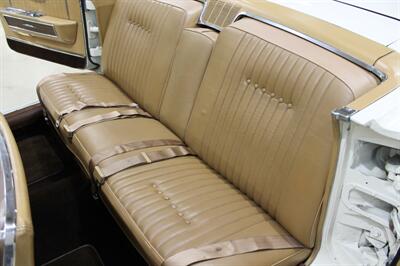 1964 Lincoln Continental Convertible   - Photo 30 - Fort Wayne, IN 46804