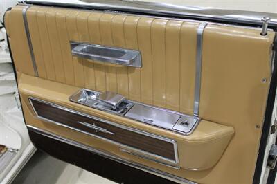 1964 Lincoln Continental Convertible   - Photo 33 - Fort Wayne, IN 46804