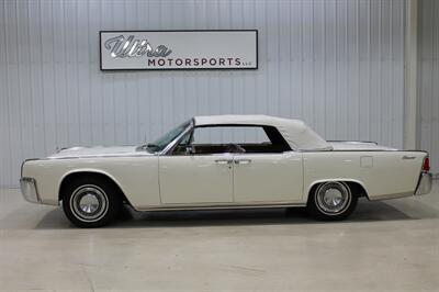 1964 Lincoln Continental Convertible   - Photo 2 - Fort Wayne, IN 46804