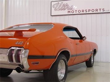 1970 Oldsmobile 442   - Photo 16 - Fort Wayne, IN 46804