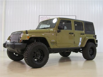 2013 Jeep Wrangler Unlimited Oscar Mike   - Photo 17 - Fort Wayne, IN 46804