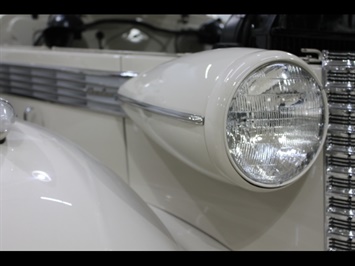 1938 Buick Century Phaeton Convertible   - Photo 17 - Fort Wayne, IN 46804