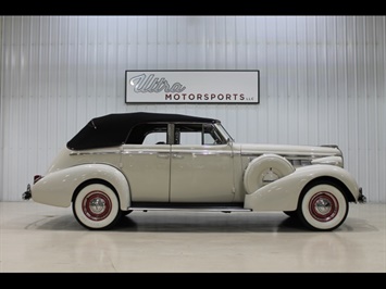 1938 Buick Century Phaeton Convertible   - Photo 2 - Fort Wayne, IN 46804