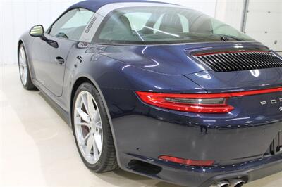 2018 Porsche 911 Targa 4S   - Photo 15 - Fort Wayne, IN 46804