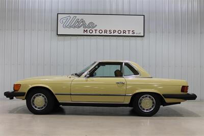 1974 Mercedes 450SL Convertible   - Photo 1 - Fort Wayne, IN 46804