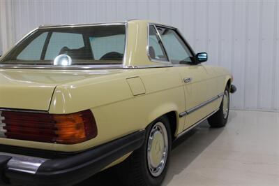 1974 Mercedes 450SL Convertible   - Photo 13 - Fort Wayne, IN 46804