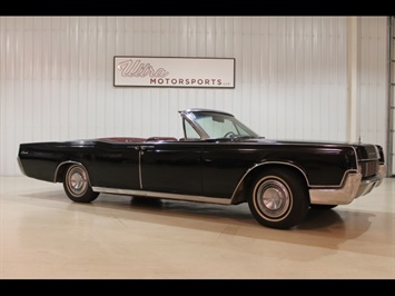 1967 Lincoln Continental Convertible   - Photo 1 - Fort Wayne, IN 46804