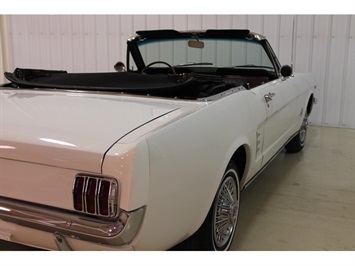 1966 Ford Mustang   - Photo 15 - Fort Wayne, IN 46804