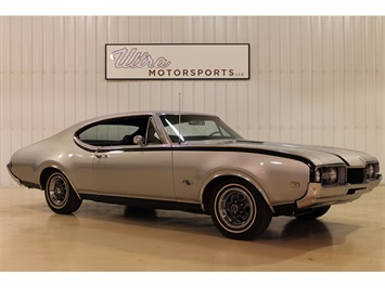 1968 Oldsmobile 442 Hurst/Olds   - Photo 2 - Fort Wayne, IN 46804