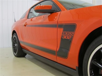 2012 Ford Mustang Boss 302   - Photo 9 - Fort Wayne, IN 46804