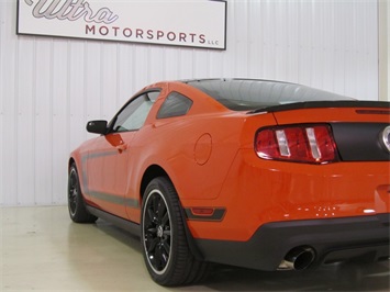 2012 Ford Mustang Boss 302   - Photo 24 - Fort Wayne, IN 46804