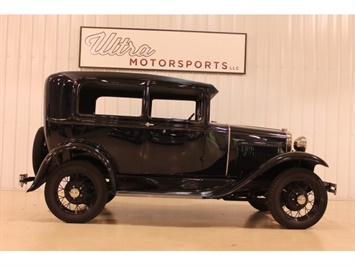 1930 Ford Model A Tudor Sedan   - Photo 2 - Fort Wayne, IN 46804