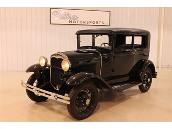 1930 Ford Model A Tudor Sedan   - Photo 3 - Fort Wayne, IN 46804