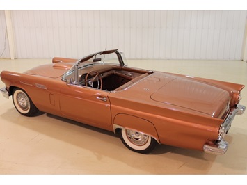 1957 Ford Thunderbird   - Photo 8 - Fort Wayne, IN 46804