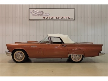 1957 Ford Thunderbird   - Photo 6 - Fort Wayne, IN 46804