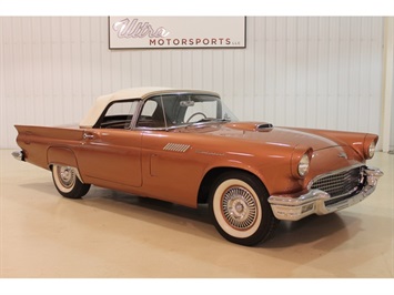 1957 Ford Thunderbird   - Photo 4 - Fort Wayne, IN 46804