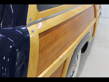 1951 Ford Country Squire  Woodie Wagon - Photo 17 - Fort Wayne, IN 46804