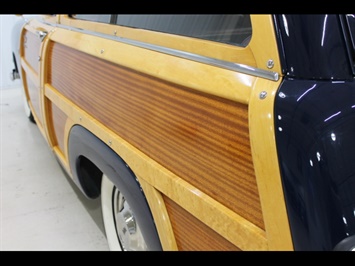 1951 Ford Country Squire  Woodie Wagon - Photo 15 - Fort Wayne, IN 46804