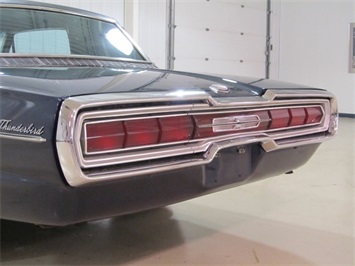 1966 Ford Thunderbird   - Photo 16 - Fort Wayne, IN 46804