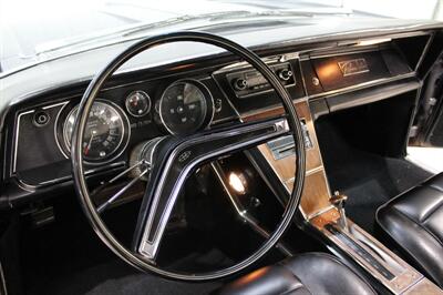 1965 Buick Riviera   - Photo 20 - Fort Wayne, IN 46804