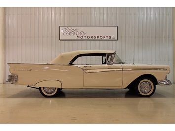 1957 Ford Fairlane Conv   - Photo 4 - Fort Wayne, IN 46804