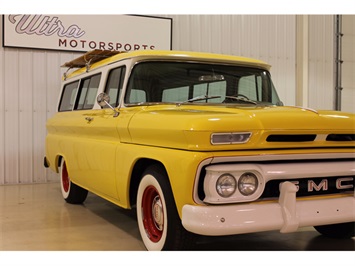 1963 GMC Suburban   - Photo 5 - Fort Wayne, IN 46804