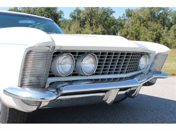 1964 Buick Riviera   - Photo 10 - Fort Wayne, IN 46804