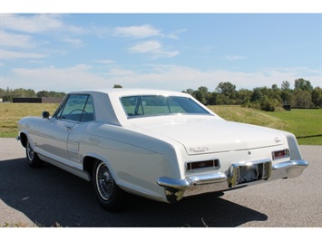 1964 Buick Riviera   - Photo 7 - Fort Wayne, IN 46804