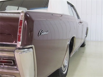 1967 Lincoln Continental   - Photo 12 - Fort Wayne, IN 46804