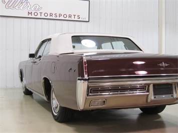 1967 Lincoln Continental   - Photo 10 - Fort Wayne, IN 46804