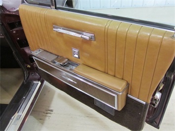 1967 Lincoln Continental   - Photo 41 - Fort Wayne, IN 46804