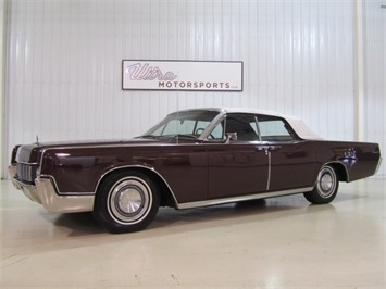 1967 Lincoln Continental   - Photo 3 - Fort Wayne, IN 46804