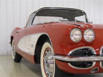 1961 Chevrolet Corvette Fuel Injected Convertible   - Photo 4 - Fort Wayne, IN 46804