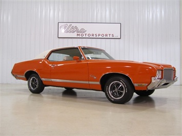 1971 Oldsmobile Cutlass SX   - Photo 1 - Fort Wayne, IN 46804