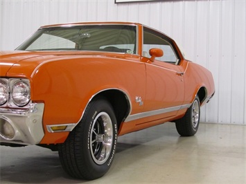 1971 Oldsmobile Cutlass SX   - Photo 5 - Fort Wayne, IN 46804