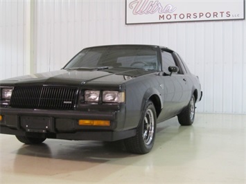 1987 Buick Regal Grand National Turbo   - Photo 9 - Fort Wayne, IN 46804