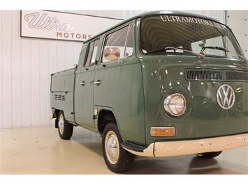 1970 Volkswagen Bus/Vanagon Double Cab Transporter   - Photo 3 - Fort Wayne, IN 46804