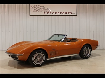 1971 Chevrolet Corvette Convertible   - Photo 1 - Fort Wayne, IN 46804