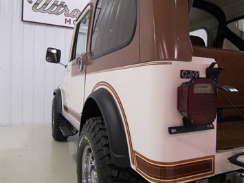 1983 Jeep CJ-7   - Photo 10 - Fort Wayne, IN 46804