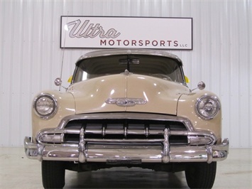 1952 Chevrolet Deluxe Styleline   - Photo 3 - Fort Wayne, IN 46804