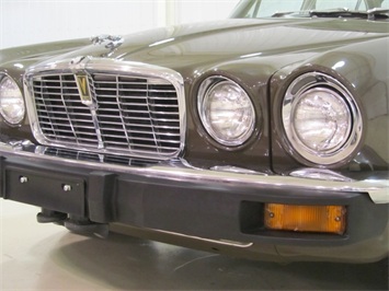 1976 Jaguar XJ 12L   - Photo 6 - Fort Wayne, IN 46804