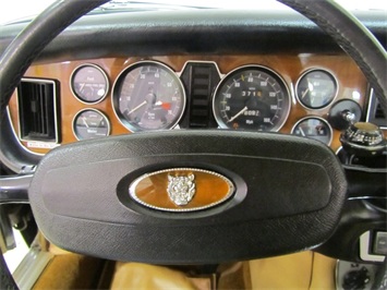 1976 Jaguar XJ 12L   - Photo 23 - Fort Wayne, IN 46804