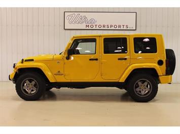 2009 Jeep Wrangler Unlimited X   - Photo 2 - Fort Wayne, IN 46804