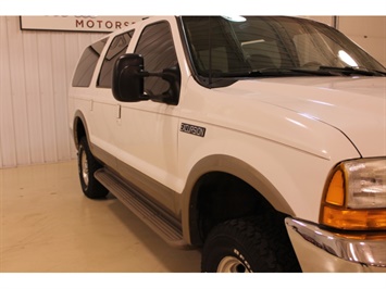 2001 Ford Excursion XLT   - Photo 5 - Fort Wayne, IN 46804