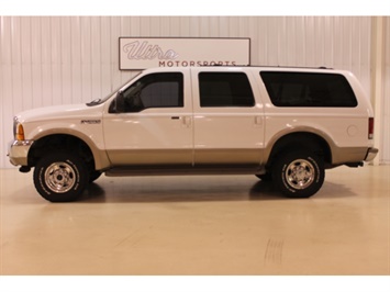 2001 Ford Excursion XLT   - Photo 1 - Fort Wayne, IN 46804