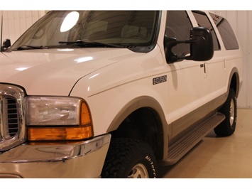 2001 Ford Excursion XLT   - Photo 8 - Fort Wayne, IN 46804