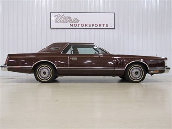 1978 Lincoln Continental Mark V   - Photo 2 - Fort Wayne, IN 46804