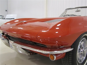 1963 Chevrolet Corvette Sting Ray Roadster   - Photo 9 - Fort Wayne, IN 46804