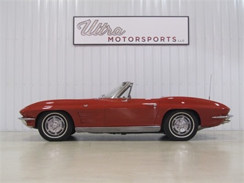 1963 Chevrolet Corvette Sting Ray Roadster   - Photo 5 - Fort Wayne, IN 46804