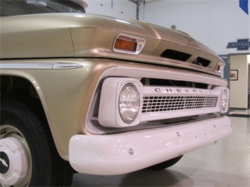 1966 Chevrolet C/K Pickup 1500   - Photo 8 - Fort Wayne, IN 46804